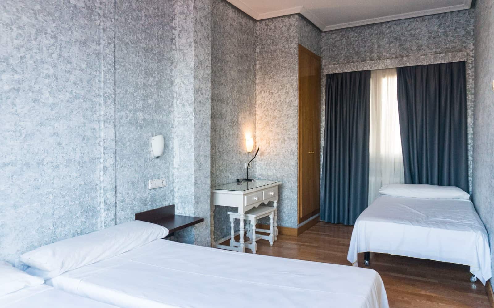 Hotel barato en Madrid - habitación triple