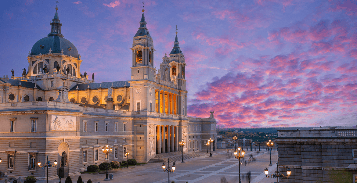 Madrid Sightseeing_ Essential Guide for Tourists